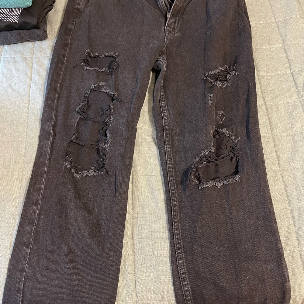 Aeropostale mom jeans. Size 6